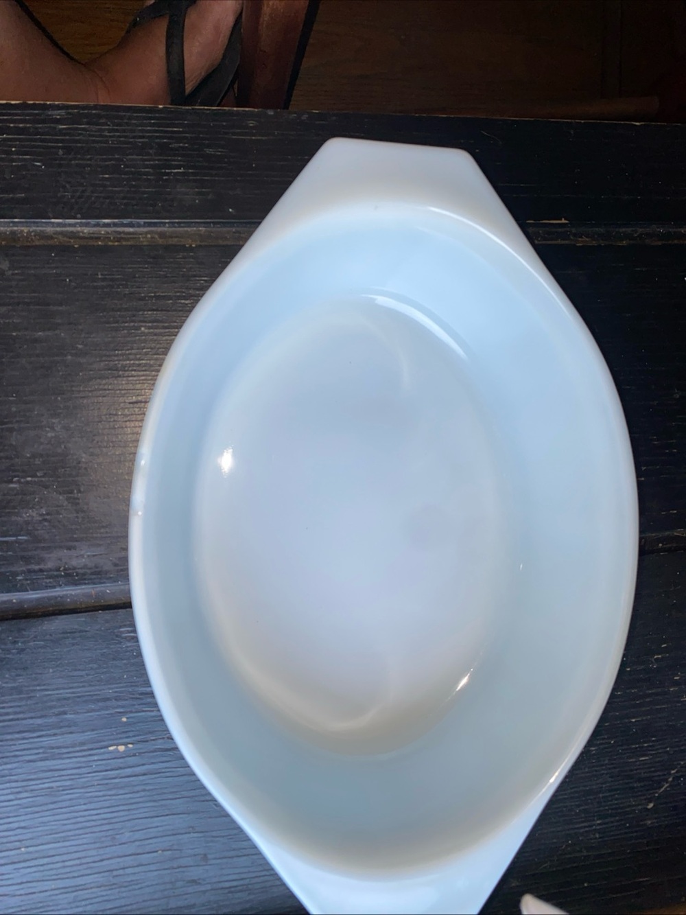 Pyrex White Lid with Blue Floral Band Covered Casserole - Picture 6 of 8
